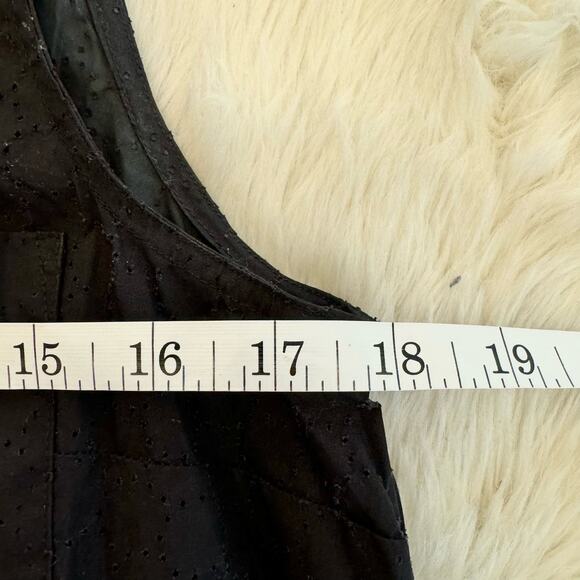 Michael Kors Black Sleeveless Pointelle Button Down Shirt Medium - Picture 9 of 10